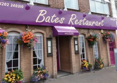 family run restaurant 17